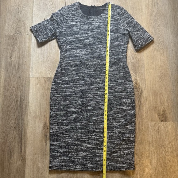 Banana Republic Knit Sheath Dress Sz 12 Marled Black White Tweed Short Sleeve - Picture 9 of 12